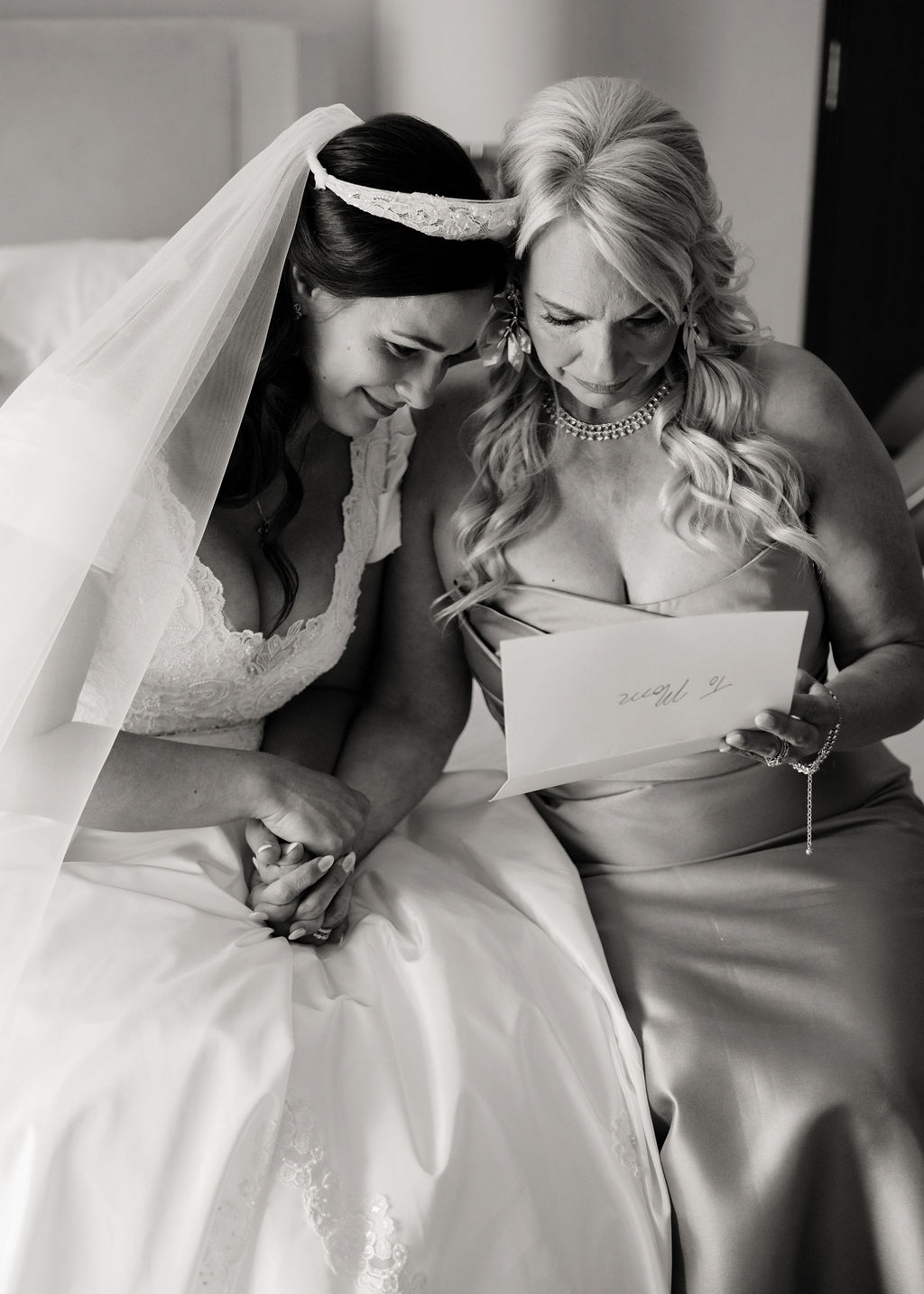 Cathedral of the most sacred heart knoxville catholic wedding madeline oakley photography (16)