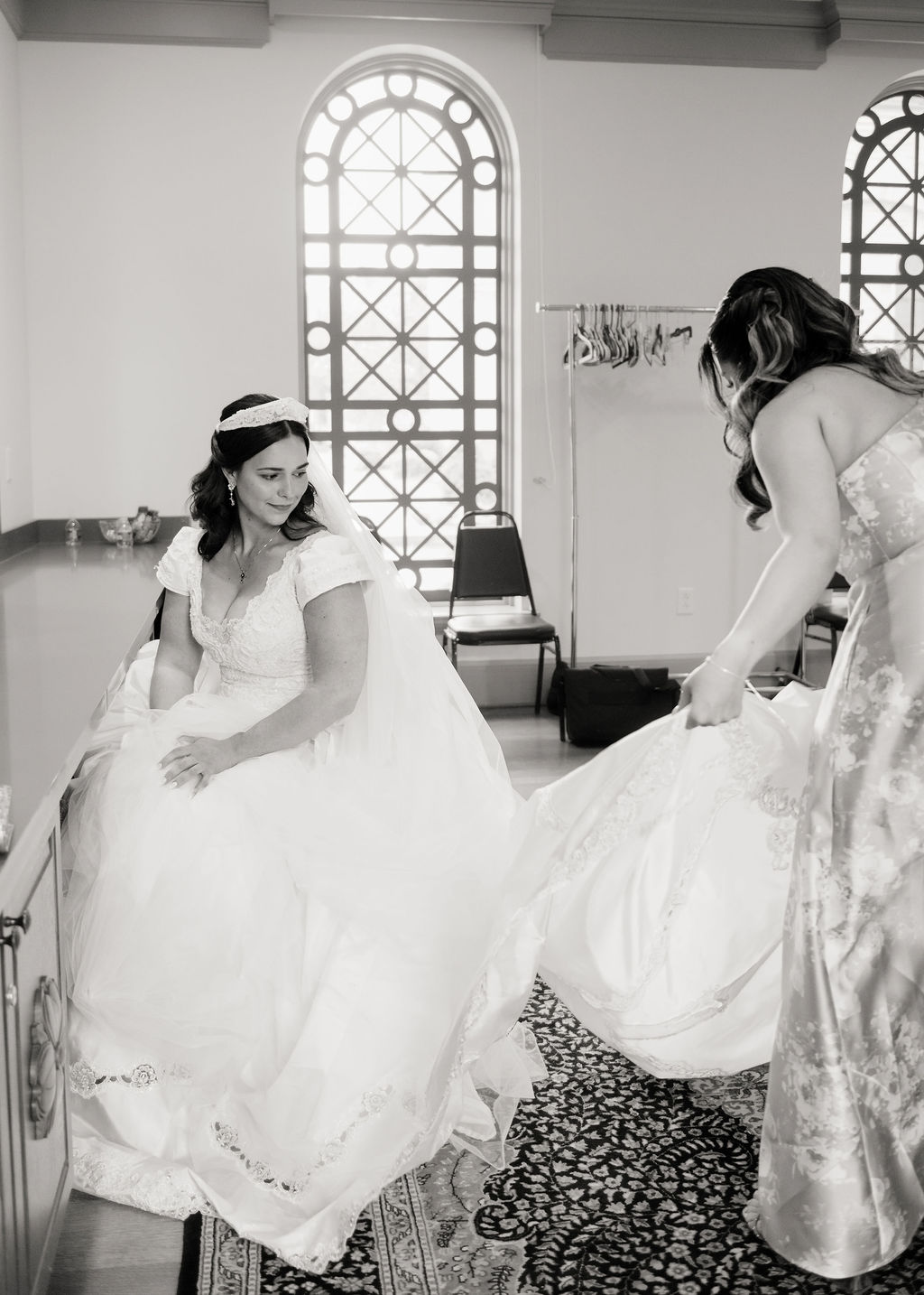 Cathedral of the most sacred heart knoxville catholic wedding madeline oakley photography (20)