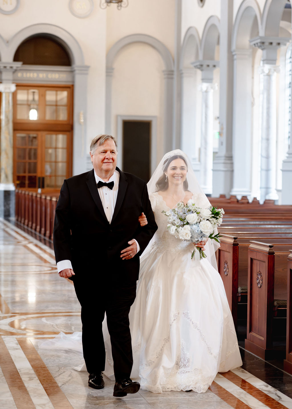 Cathedral of the most sacred heart knoxville catholic wedding madeline oakley photography (25)