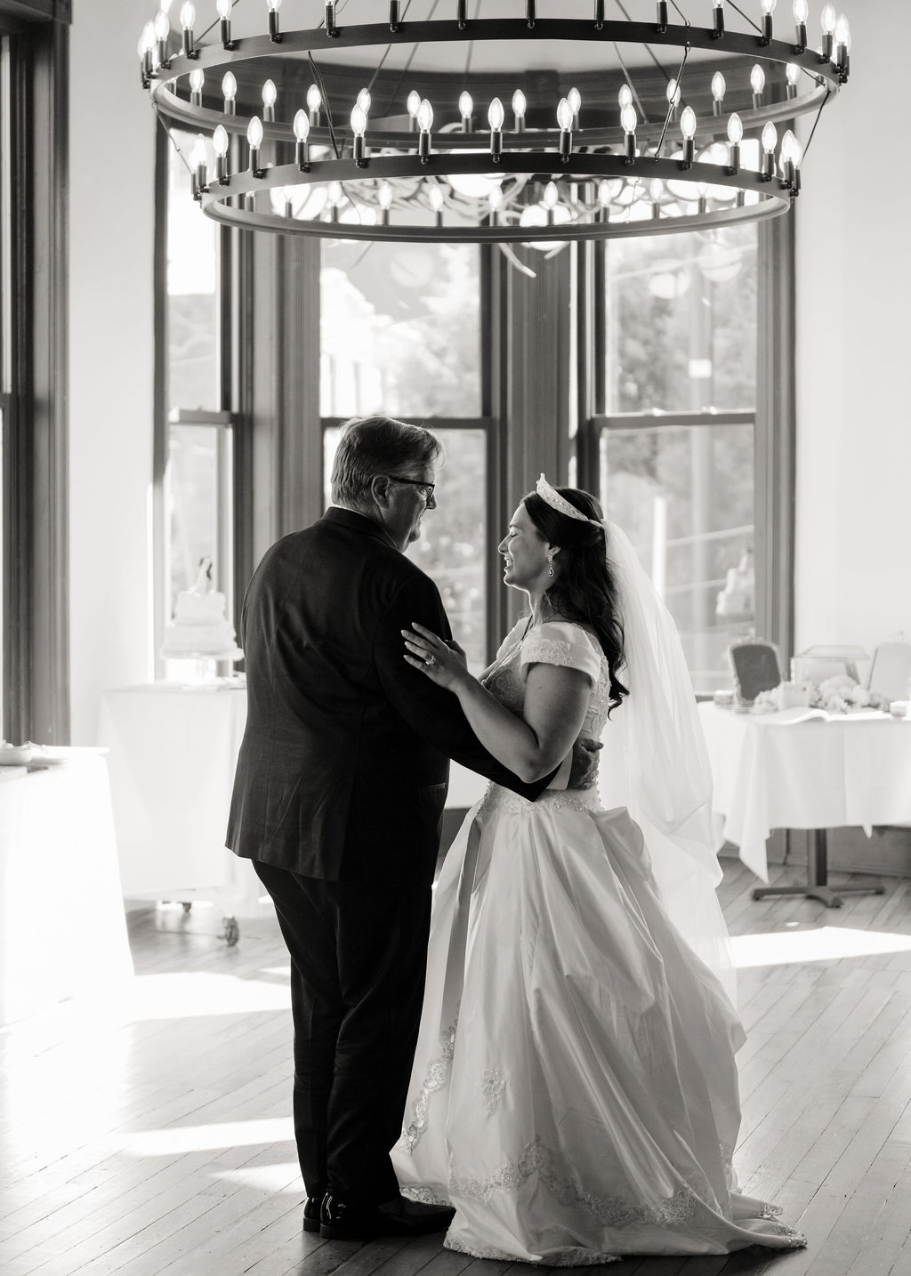 Cathedral of the most sacred heart knoxville catholic wedding madeline oakley photography (78)