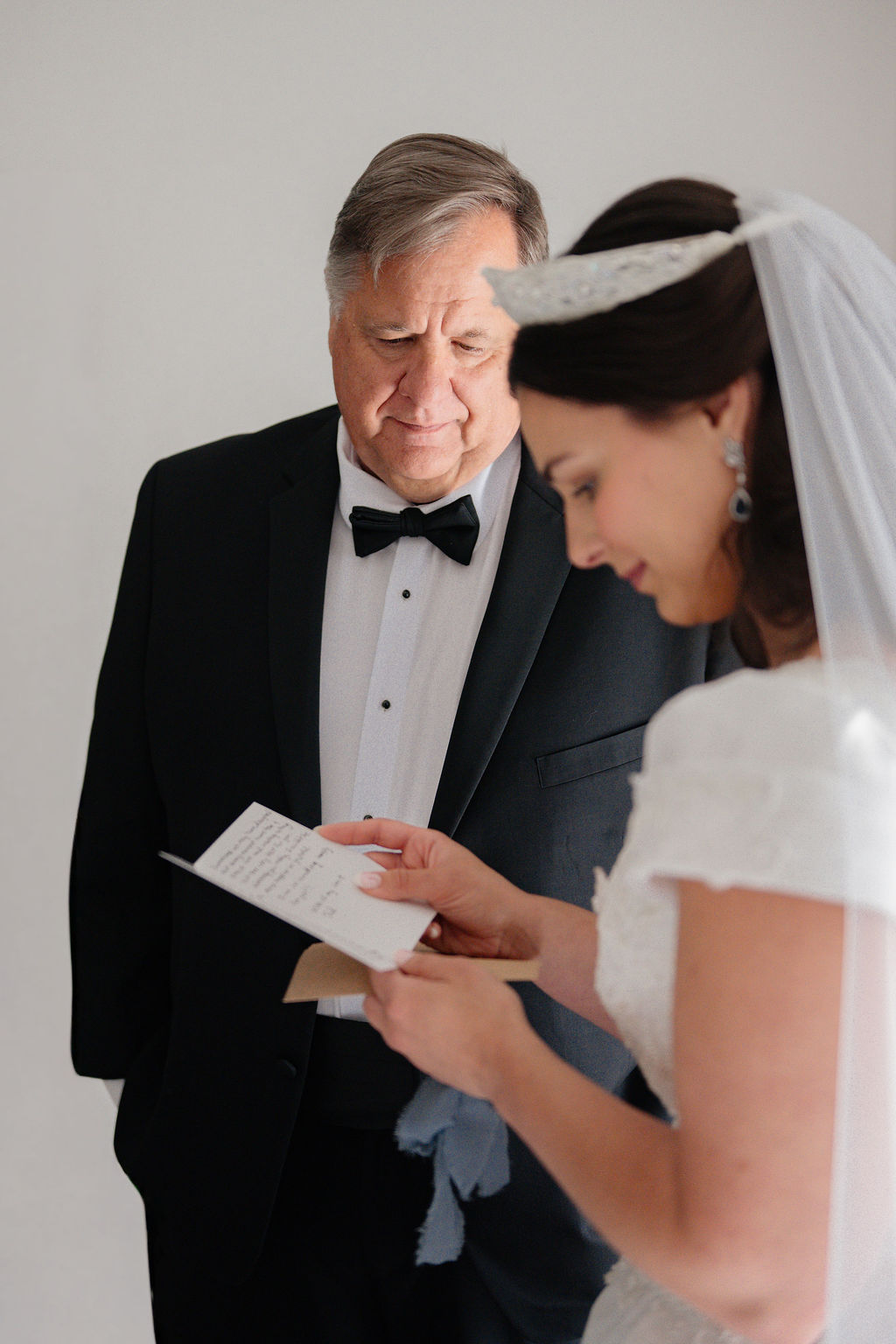 Cathedral of the most sacred heart knoxville catholic wedding madeline oakley photography (94)