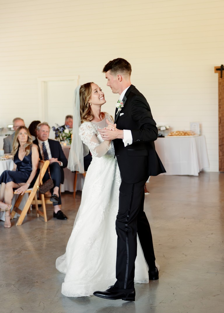 Knoxville catholic wedding danner madeline oakley photography (844) (medium)